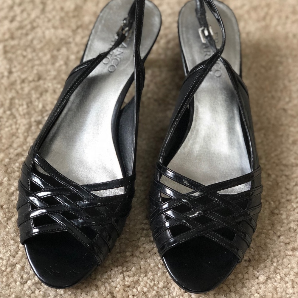 New never worn Franco Sarto shoes, size 8.